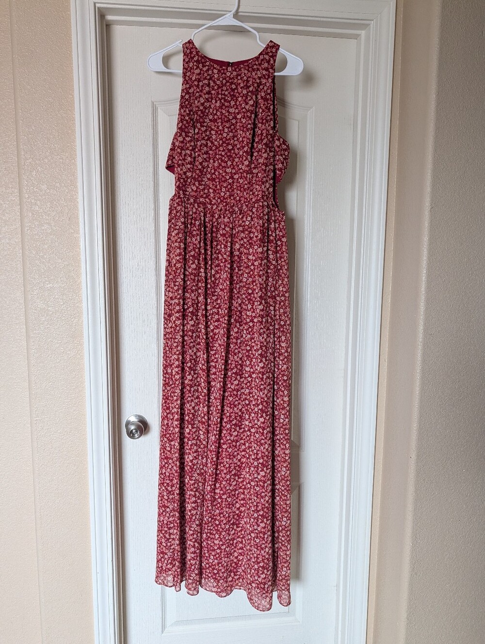 DB Studio Floral Chiffon Halter Maxi Dress Wine Burgundy Side Cutouts Sz 10